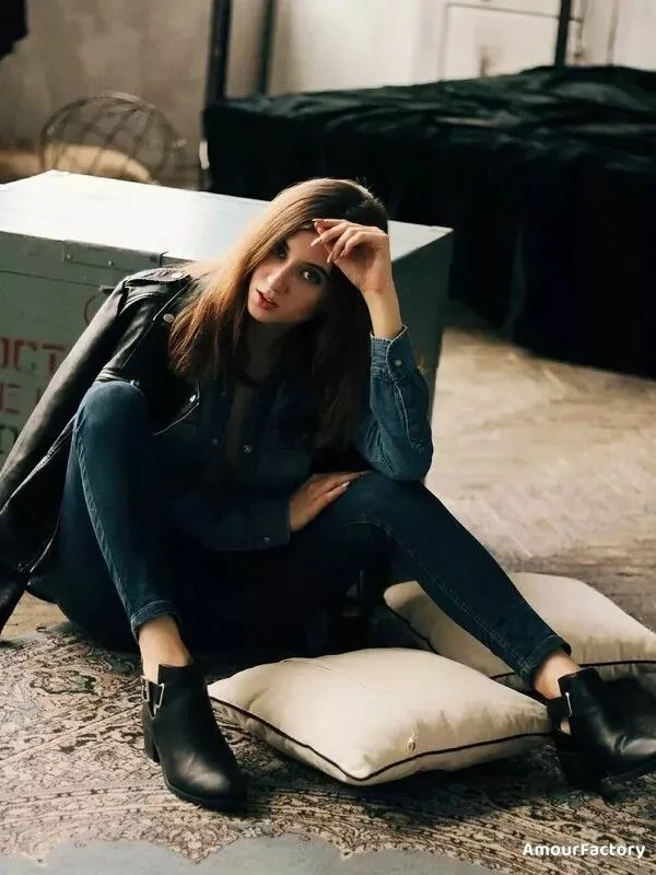 Oksana Profile image 2