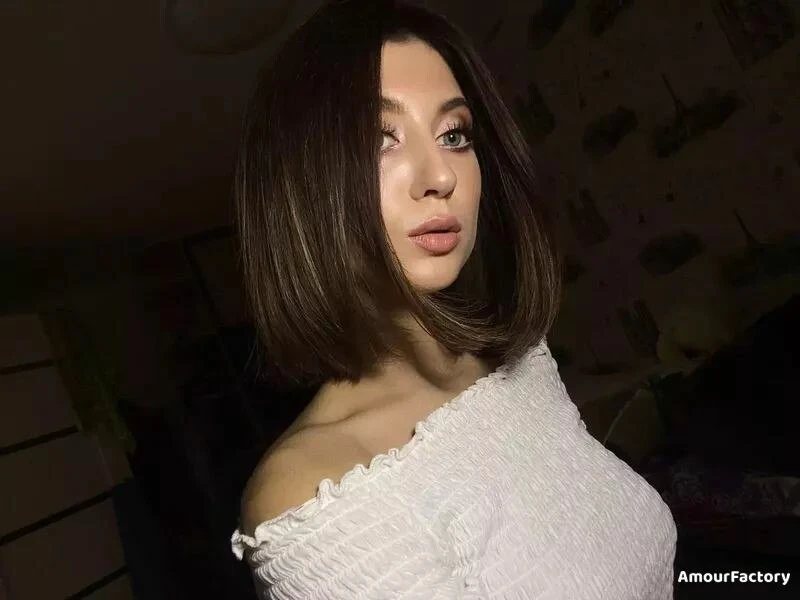 Oksana Profile image 3