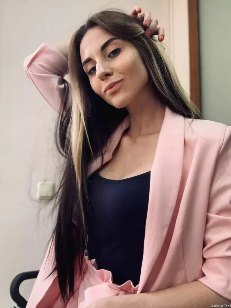 Monika Agnieszka Profile image 2