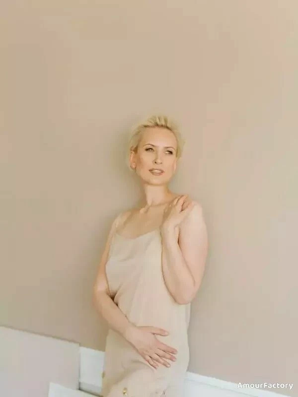 Angelika Profile image 2