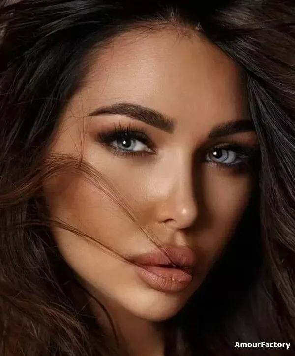 Diana Profile image 3