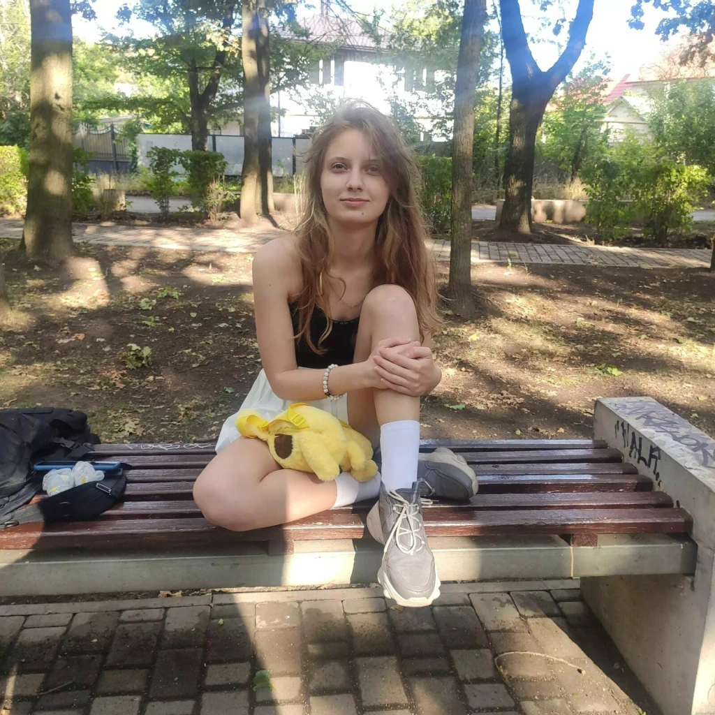 Dariia Profile image 4