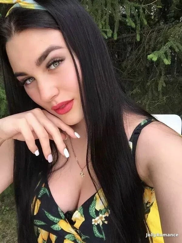 Marina Profile image 3