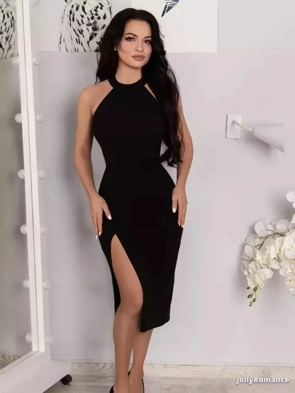 Julia Profile image 2