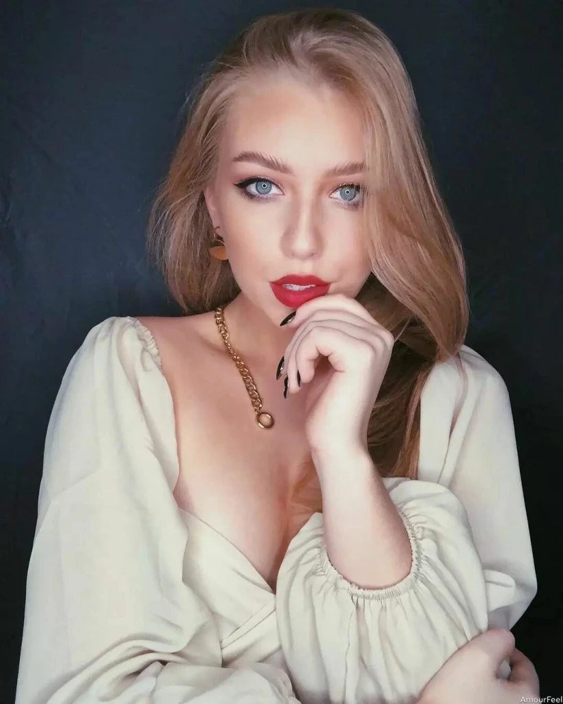 Anna Profile image 1