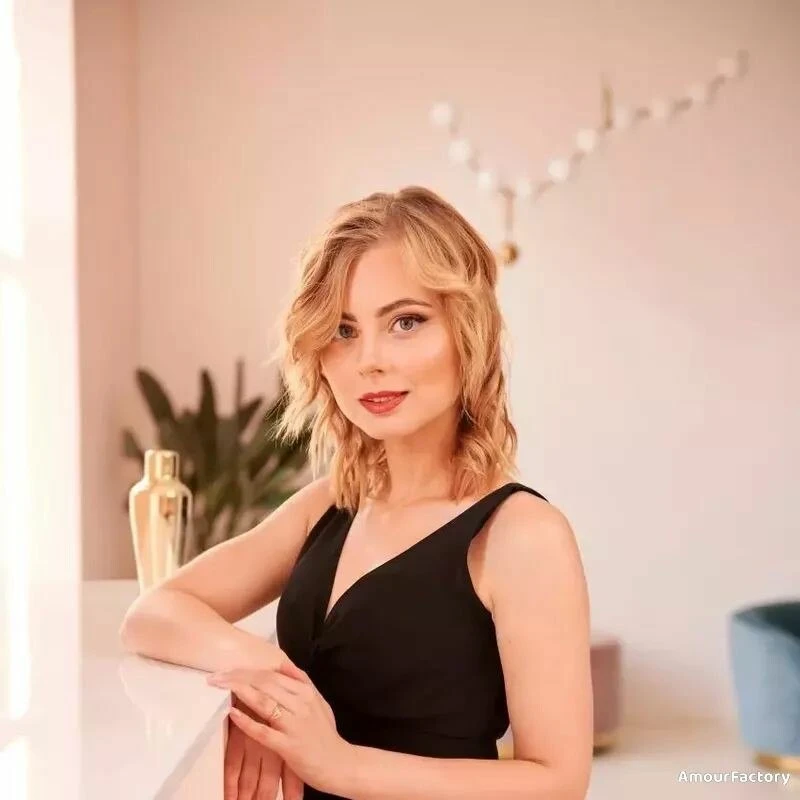 Anastasiya Profile image 4