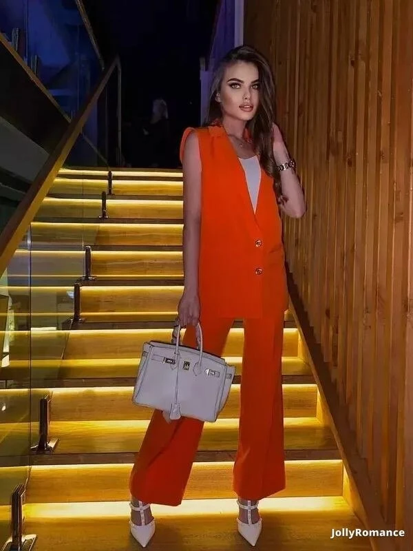 Alena Profile image 3