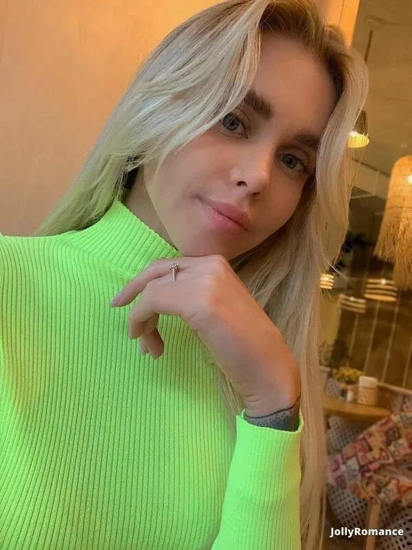 Oleksandra Profile image 1