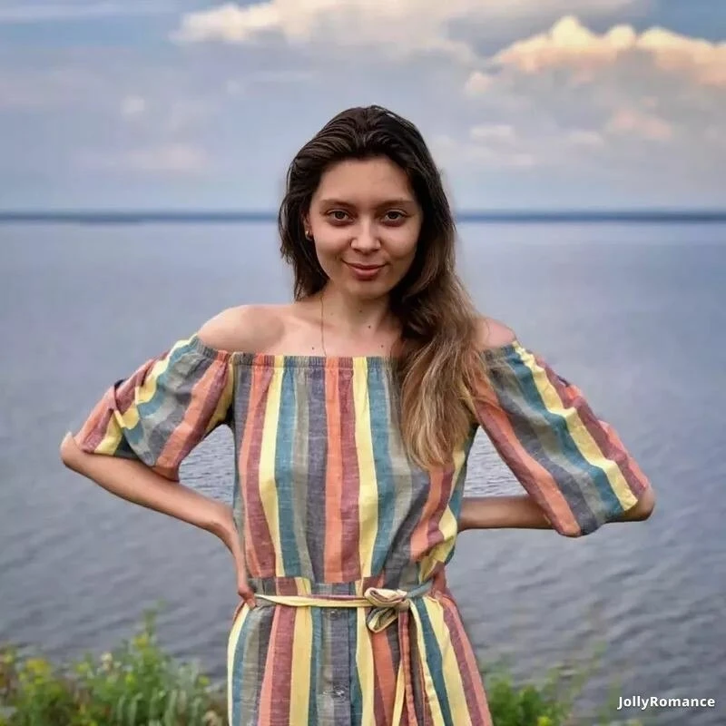 Alyona Profile image 1