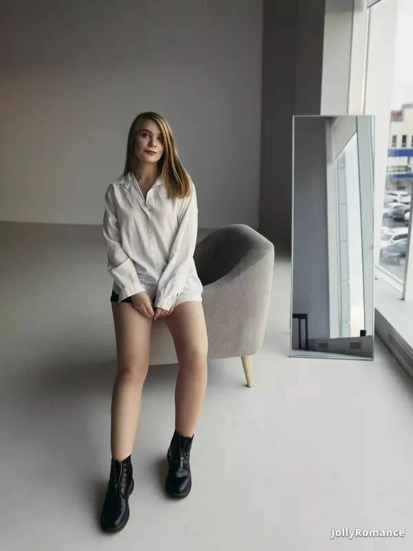 Yasmin Profile image 1