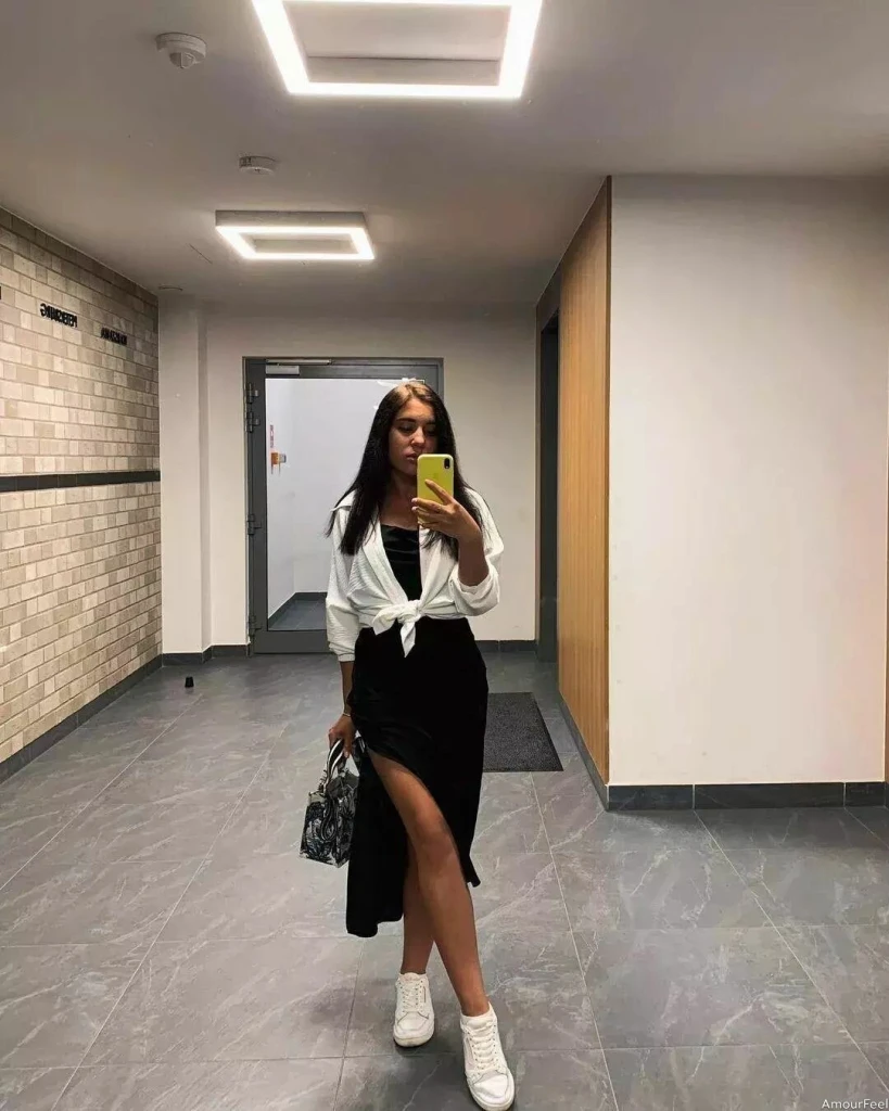 Victoria Profile image 2
