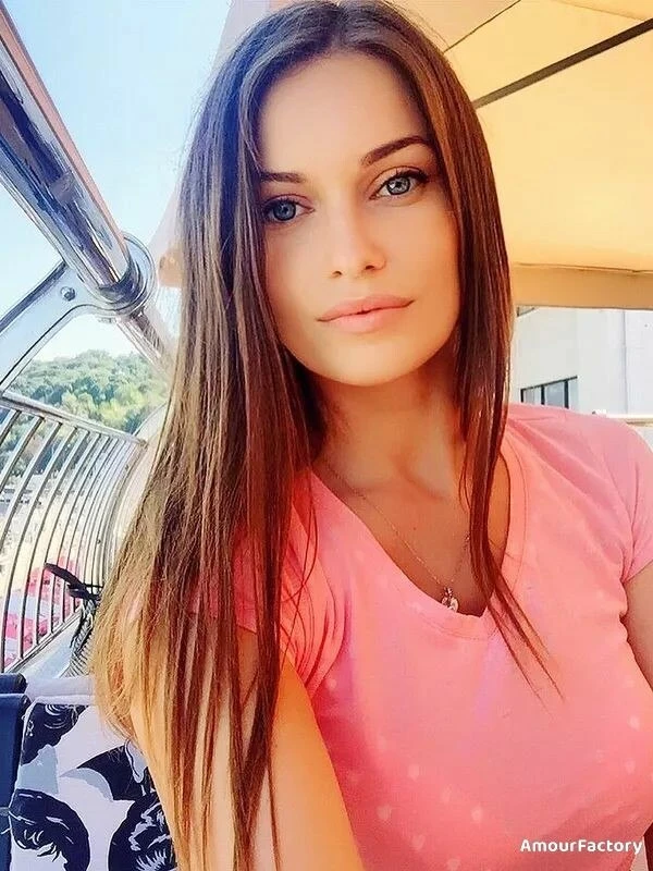 Alyona Profile image 3