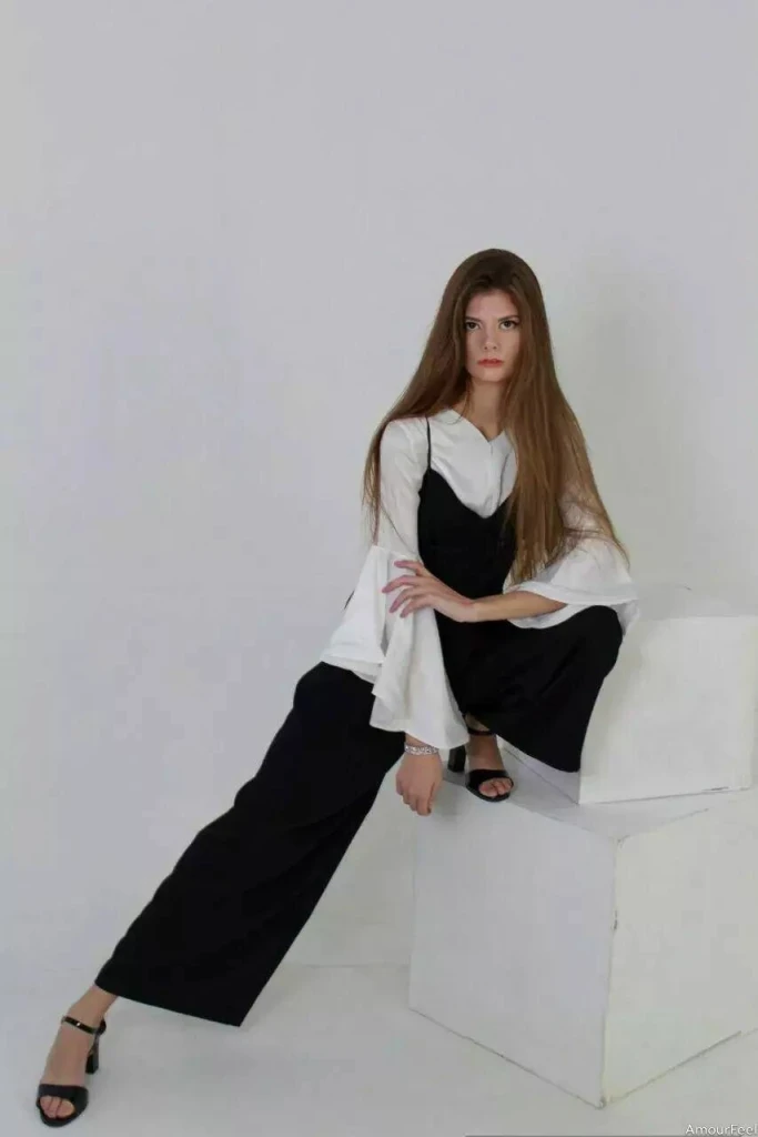 Ludmila Profile image 4