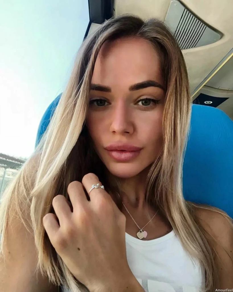 Ludmila Profile image 3