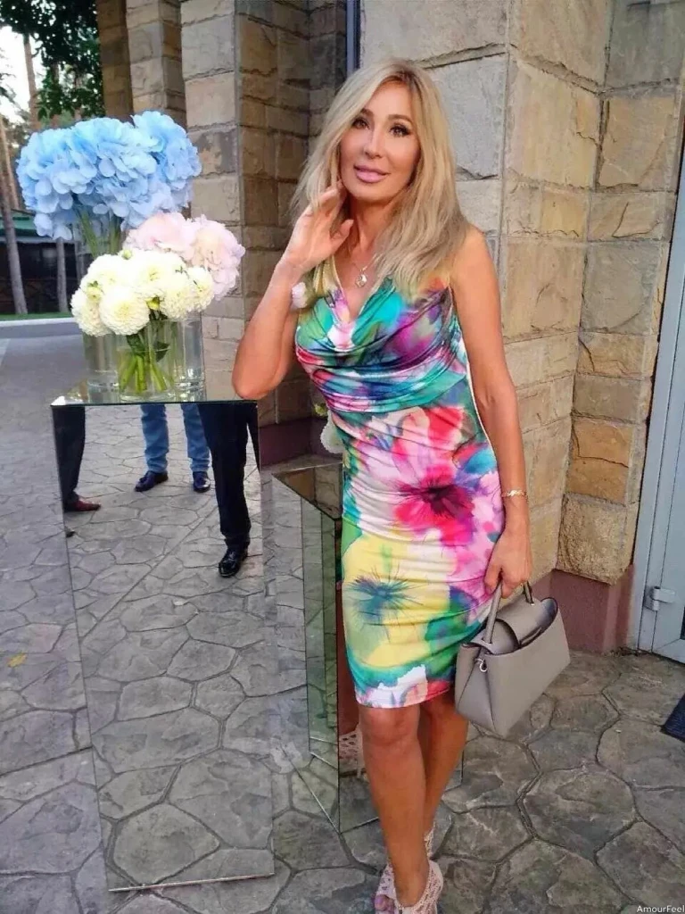 Alina Profile image 4