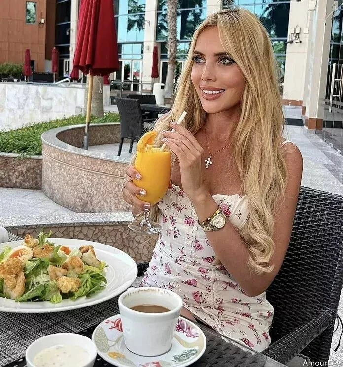 Alla Profile image 2