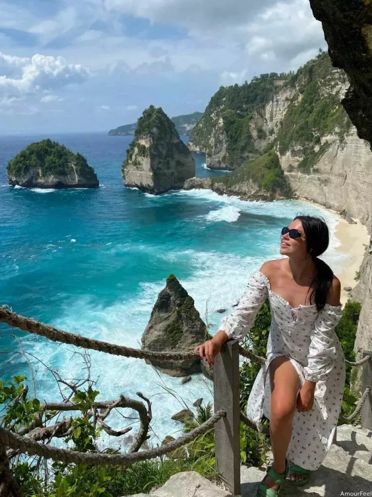 Mariana Profile image 3