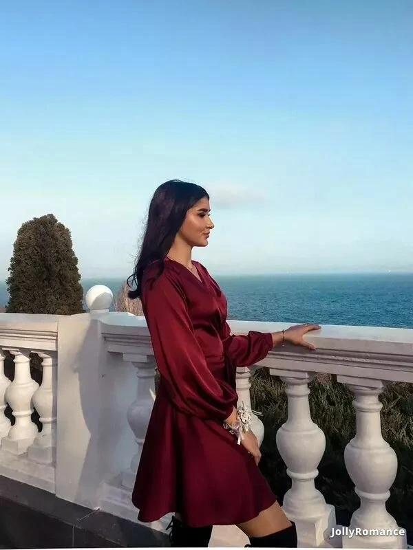Helena Profile image 2