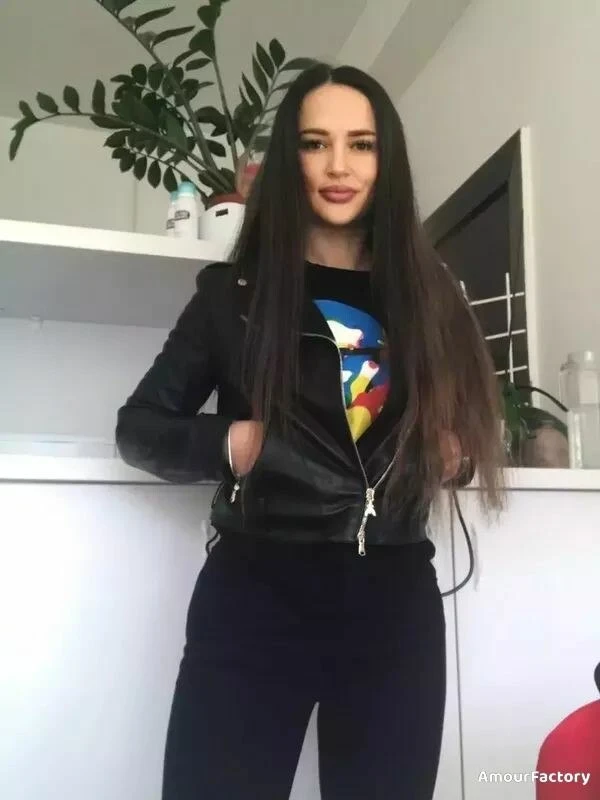 Natalia Profile image 3