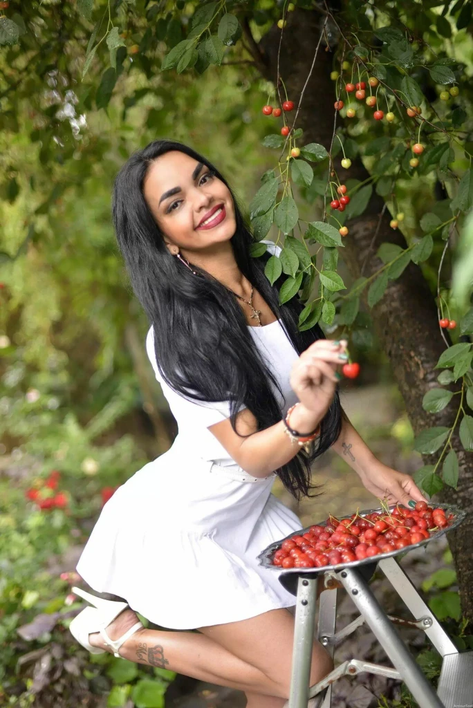 Liliya Profile image 4