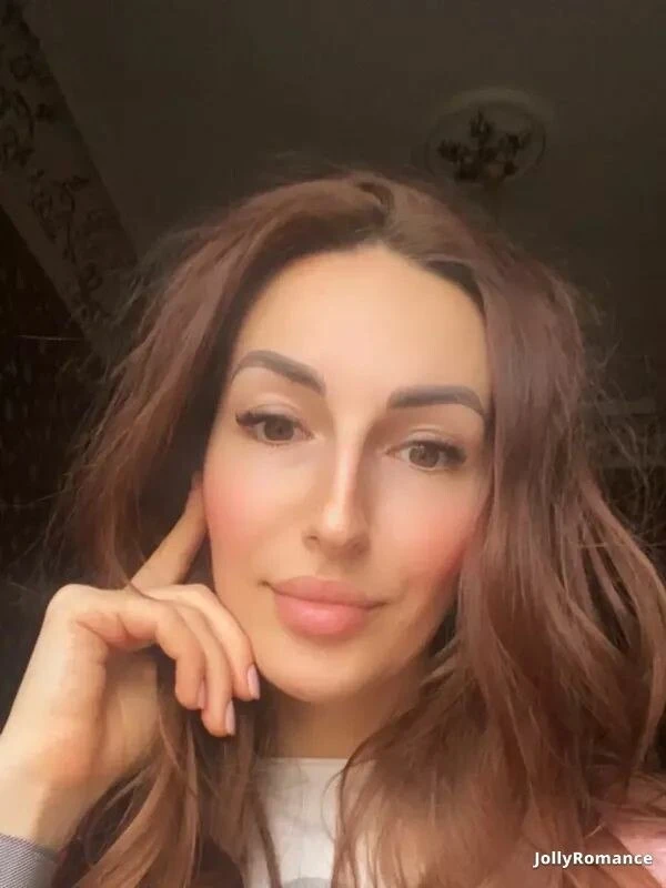 Lyudmila Profile image 4