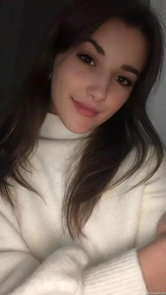 Yuliia Profile image 3