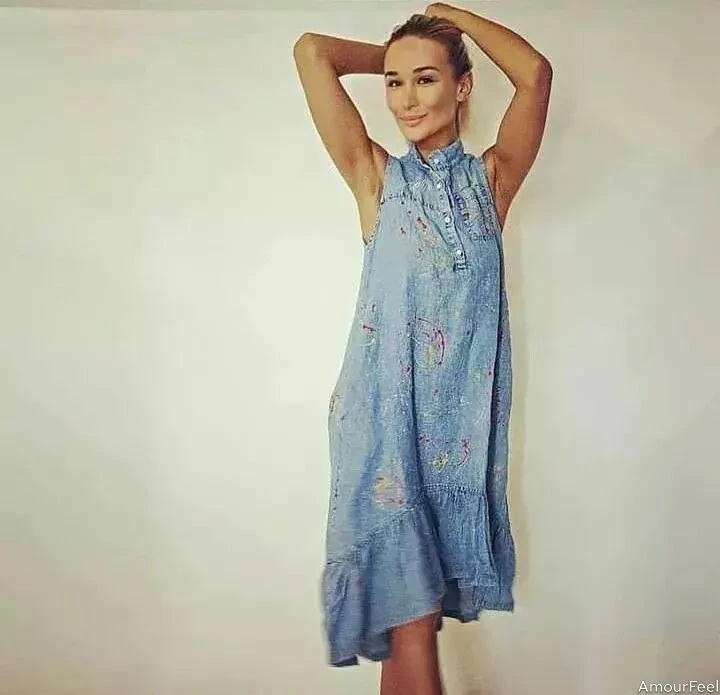 Elena Profile image 1