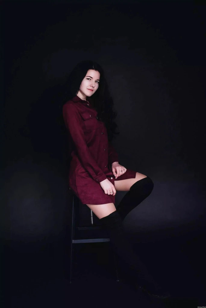 Zarina Profile image 4