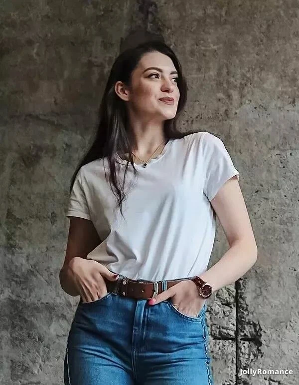 Yelyzaveta Profile image 1