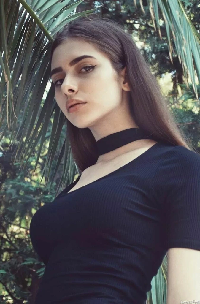 Olena Profile image 2