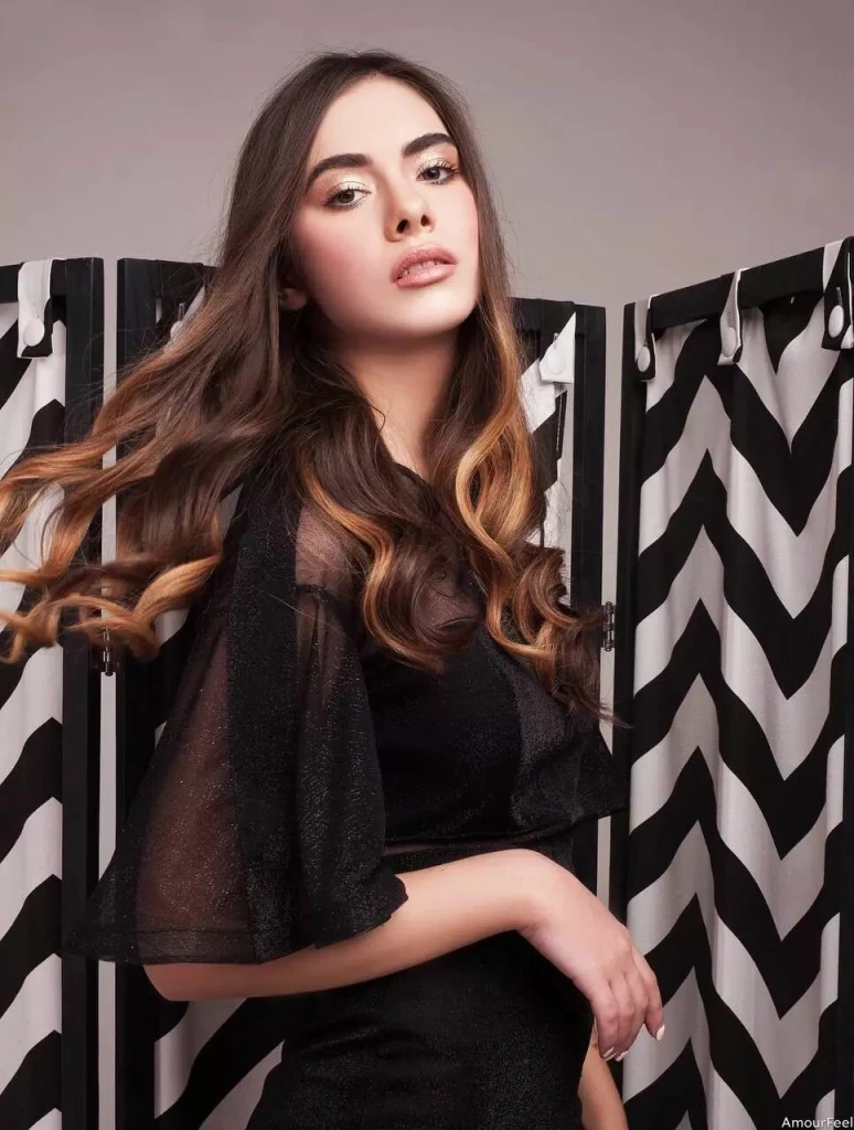 Olena Profile image 4