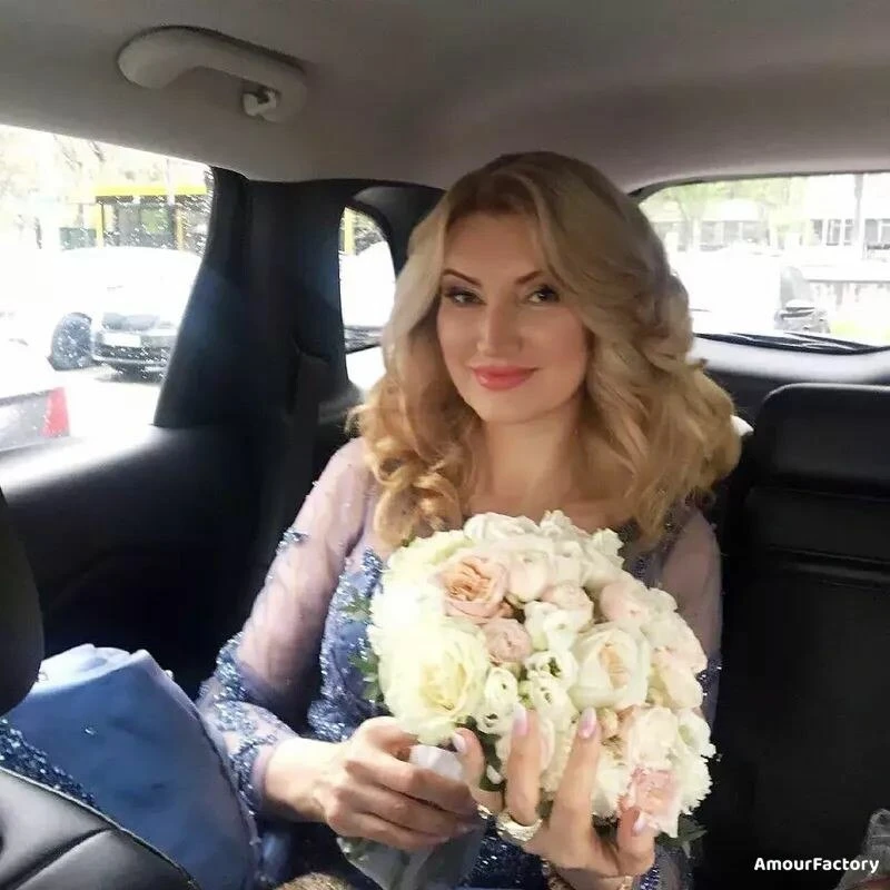 Anna Profile image 3