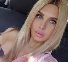 Lesya Profile image 2