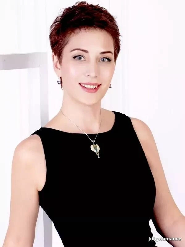 Roxolana Profile image 2
