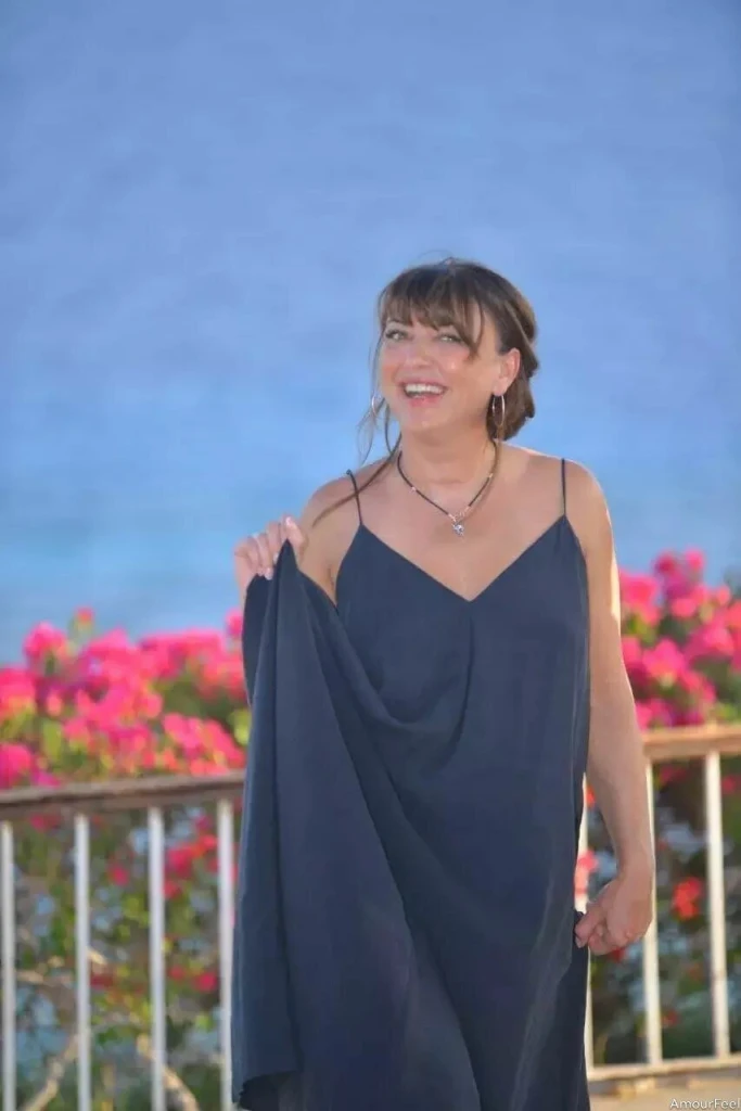 Alona Profile image 2