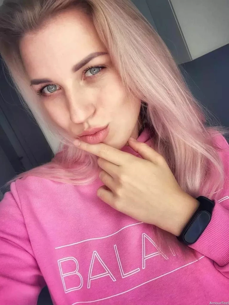 Ludmila Profile image 1