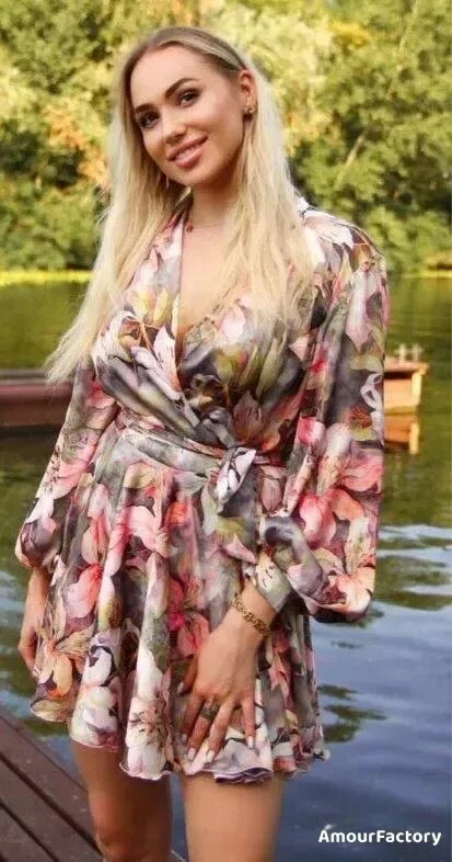 Yuliia Profile image 2