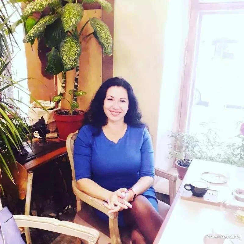 Valeria Profile image 3