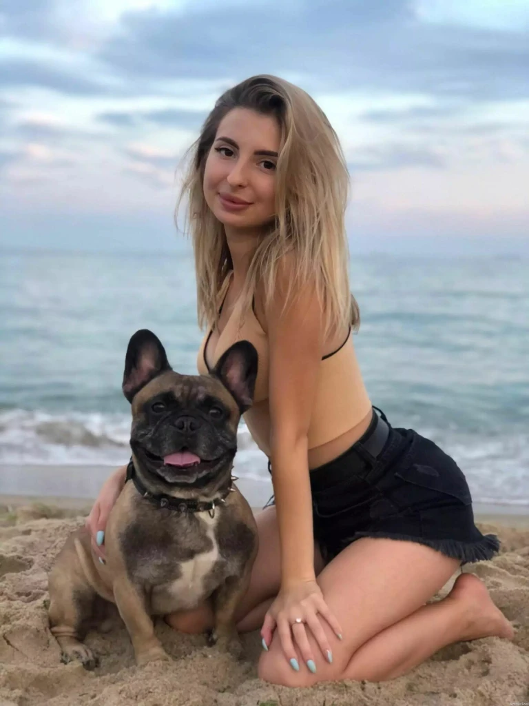 Iryna Profile image 2