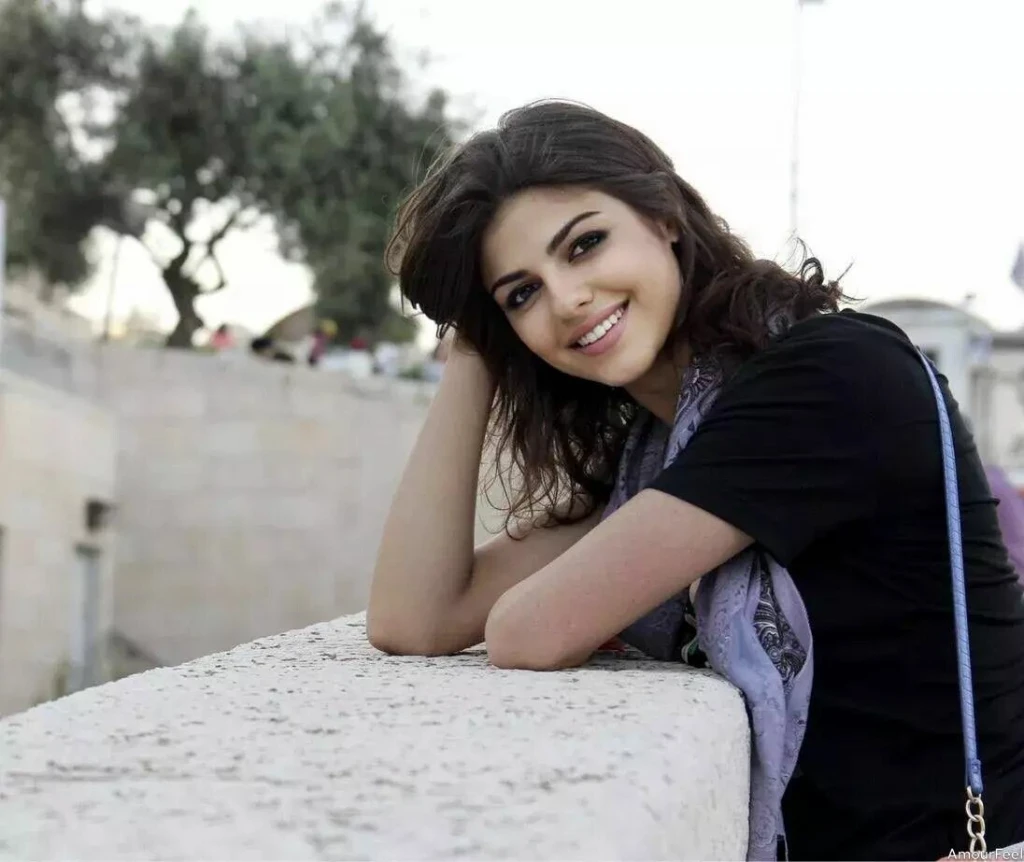 Viktoriia Profile image 1