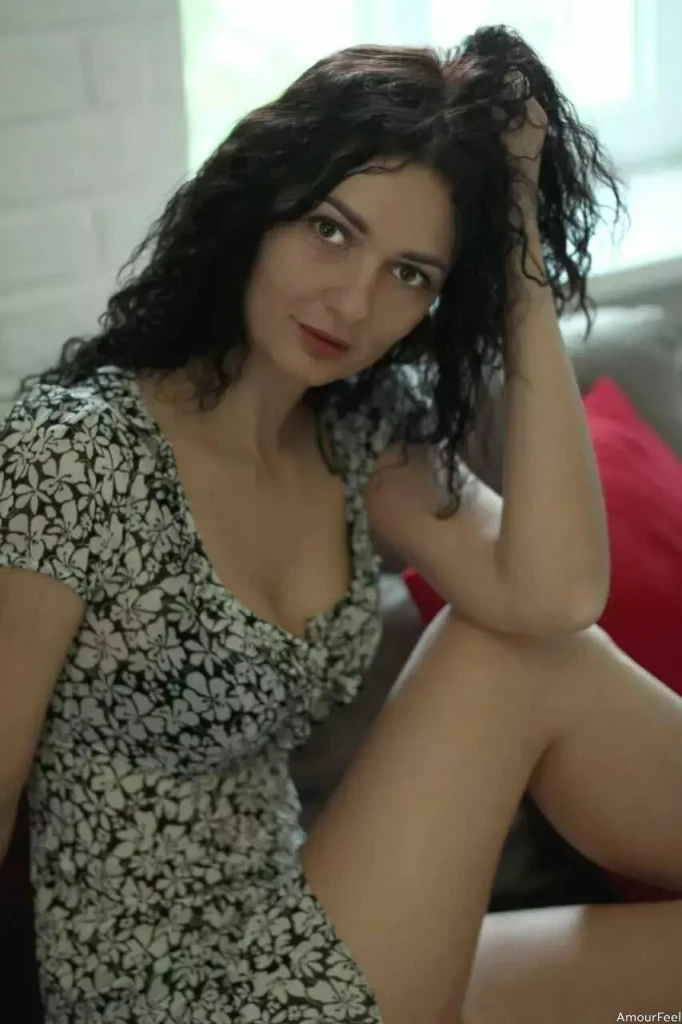 Alina Profile image 2