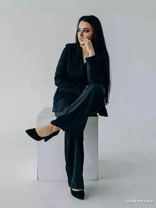 Anastasiia Profile image 3