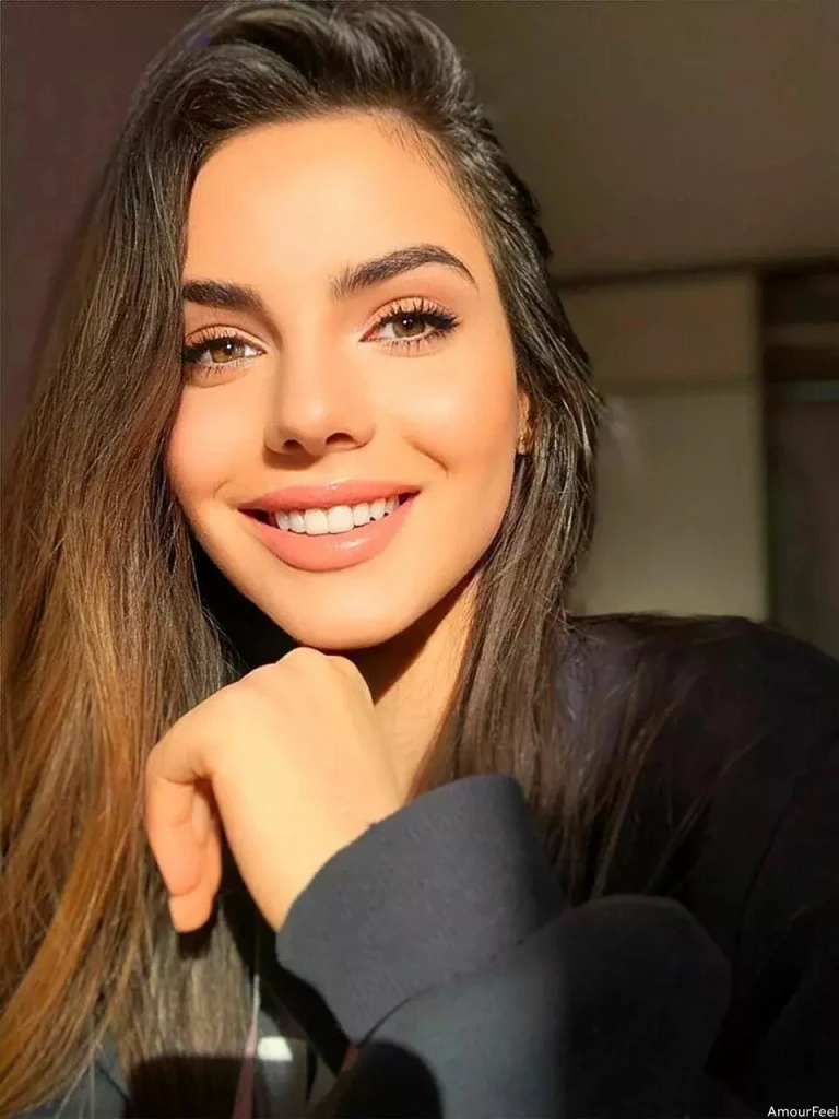 Veronika Profile image 1