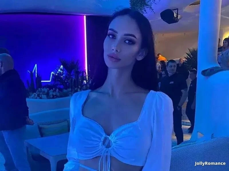 Valentina Profile image 1