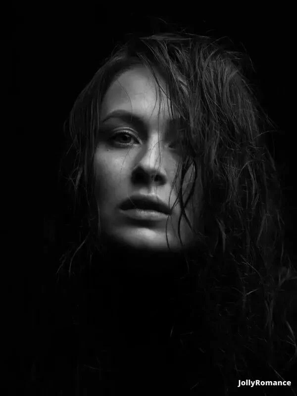 Alena Profile image 4