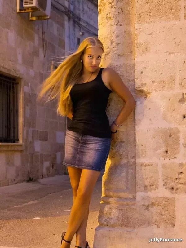 Victoria Profile image 3