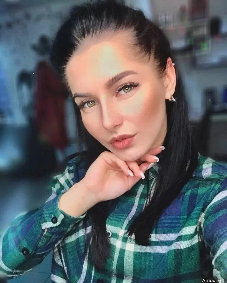 Anastasiya Profile image 4