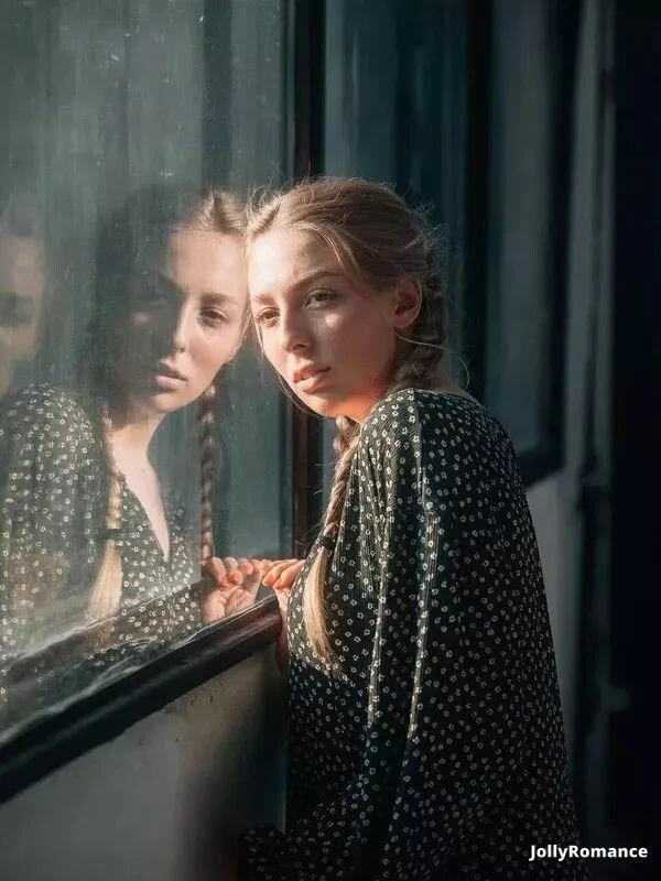 Veronica Profile image 1