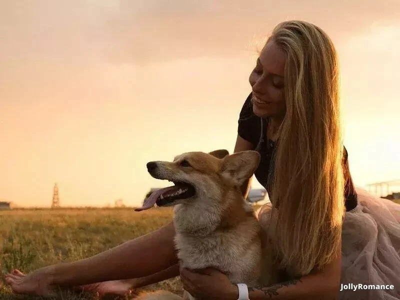 Veronica Profile image 2