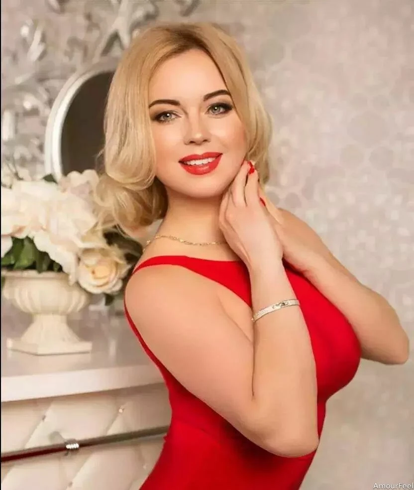 Inna Profile image 2